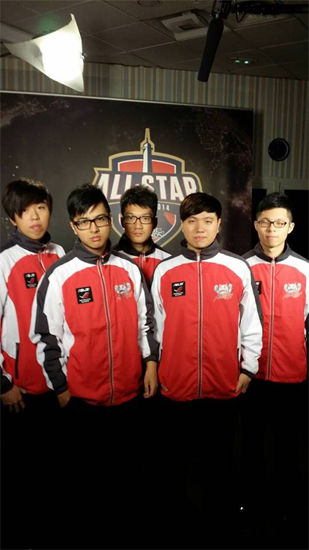 2024 Demacia 杯参赛名单： Bilibili Gaming ， Top Esports ， LNG Esports ， Weibo Gaming 将直接进入淘汰赛阶段