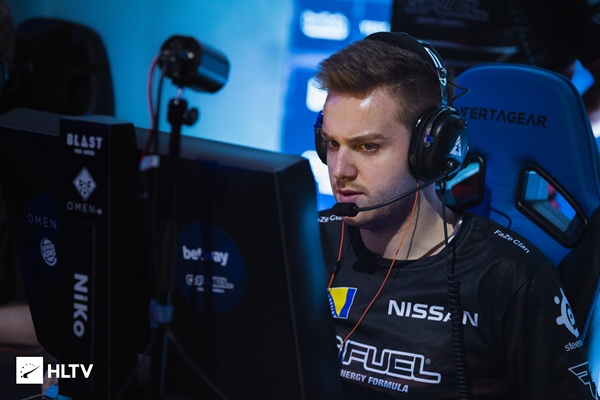 麻将这一步你是不是又冲了（打麻将到这一步，你是不是又上头了？）