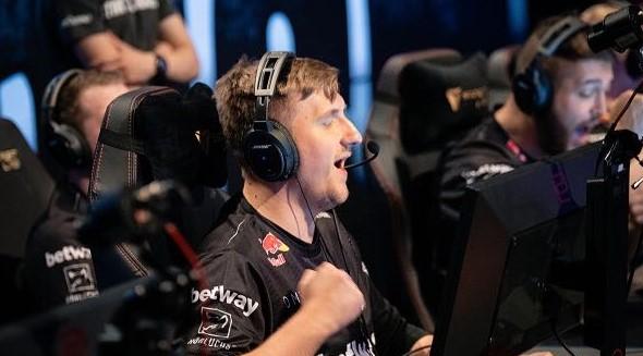 【赛后战报】经典LGD式高开低走，BLG有惊无险横扫对手