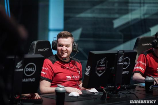 德州扑克高手追求不亏（德州扑克高手的底线：不亏）